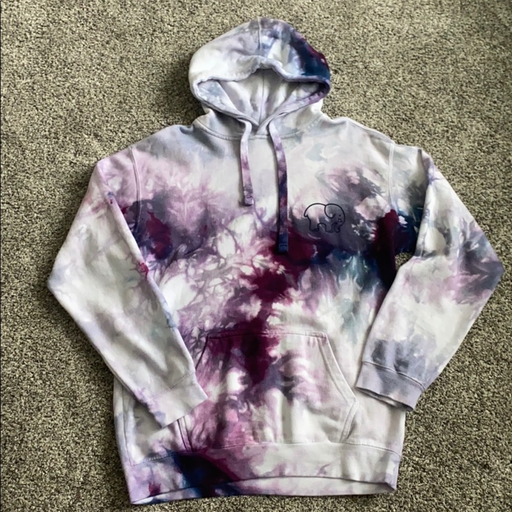 NWOT Ivory Ella Sweatshirt